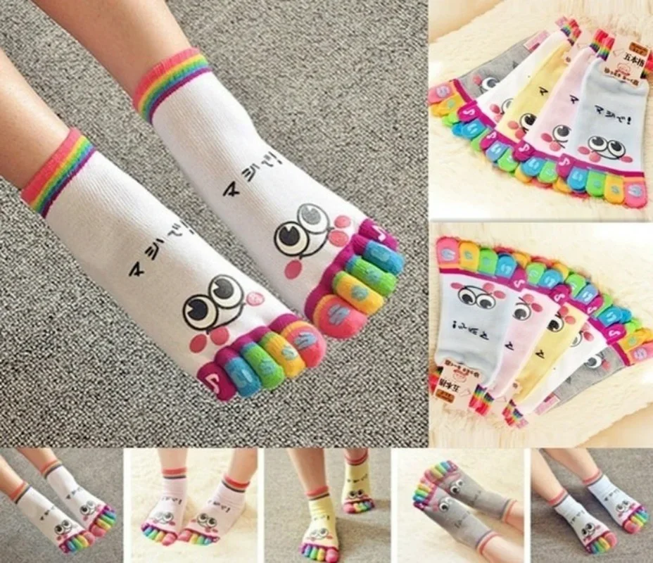 Cute Casual Five-toe Mid-tube Finger Show Fun Short Cartoon Cotton Smiley Bear Socks