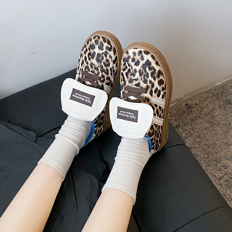 Moda Leopard buty na deskorolkę dla kobiet wygodne płaskie damskie tenisówki niskie skórzane damskie buty wulkanizowane tenis de mujer