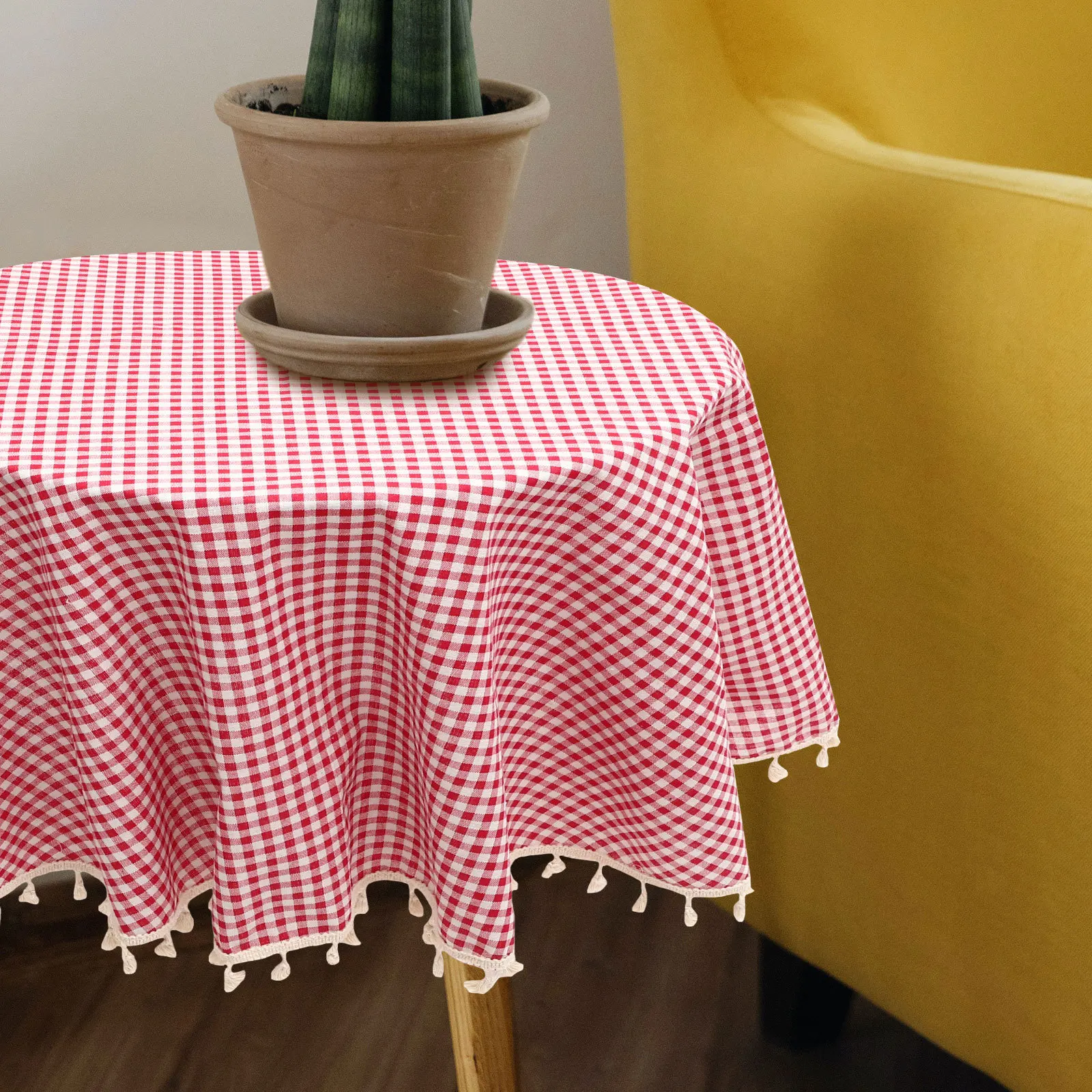 

Decorative Checkered Round Tablecloth Dining Room Table Cover Tassel Elegant Dining Table Protection Desktop Decor