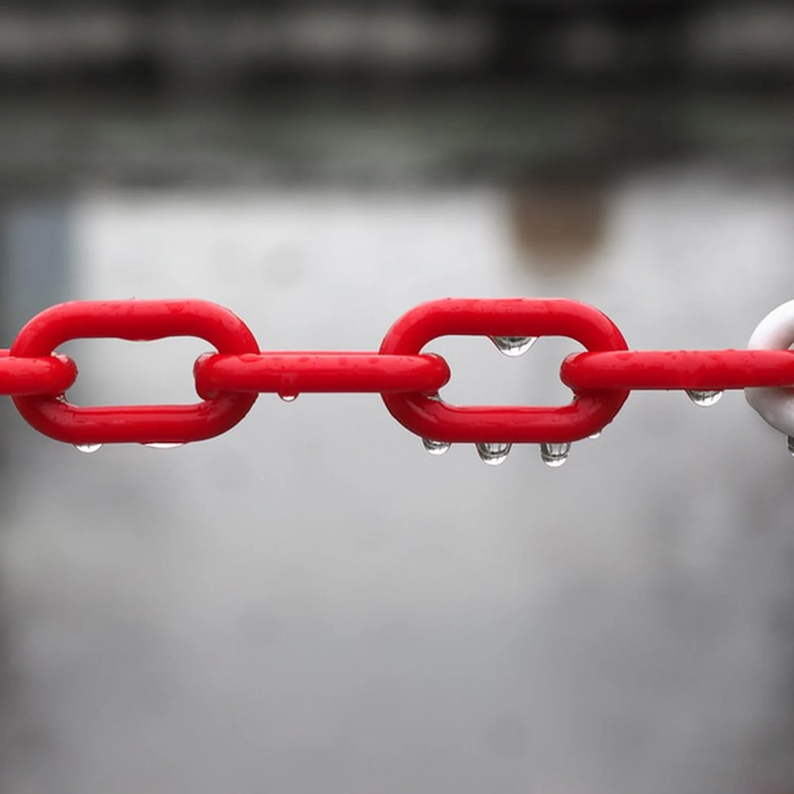 

Plastic Barrier 10M Long Safety Security Chain For Crowd Control Parking Lot Driveway Safety Fence Chain