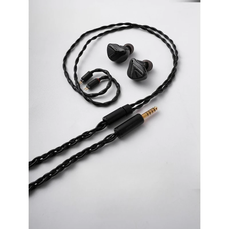 

High sound quality wired earphones, audiophile grade in-ear moving iron private mode earphones