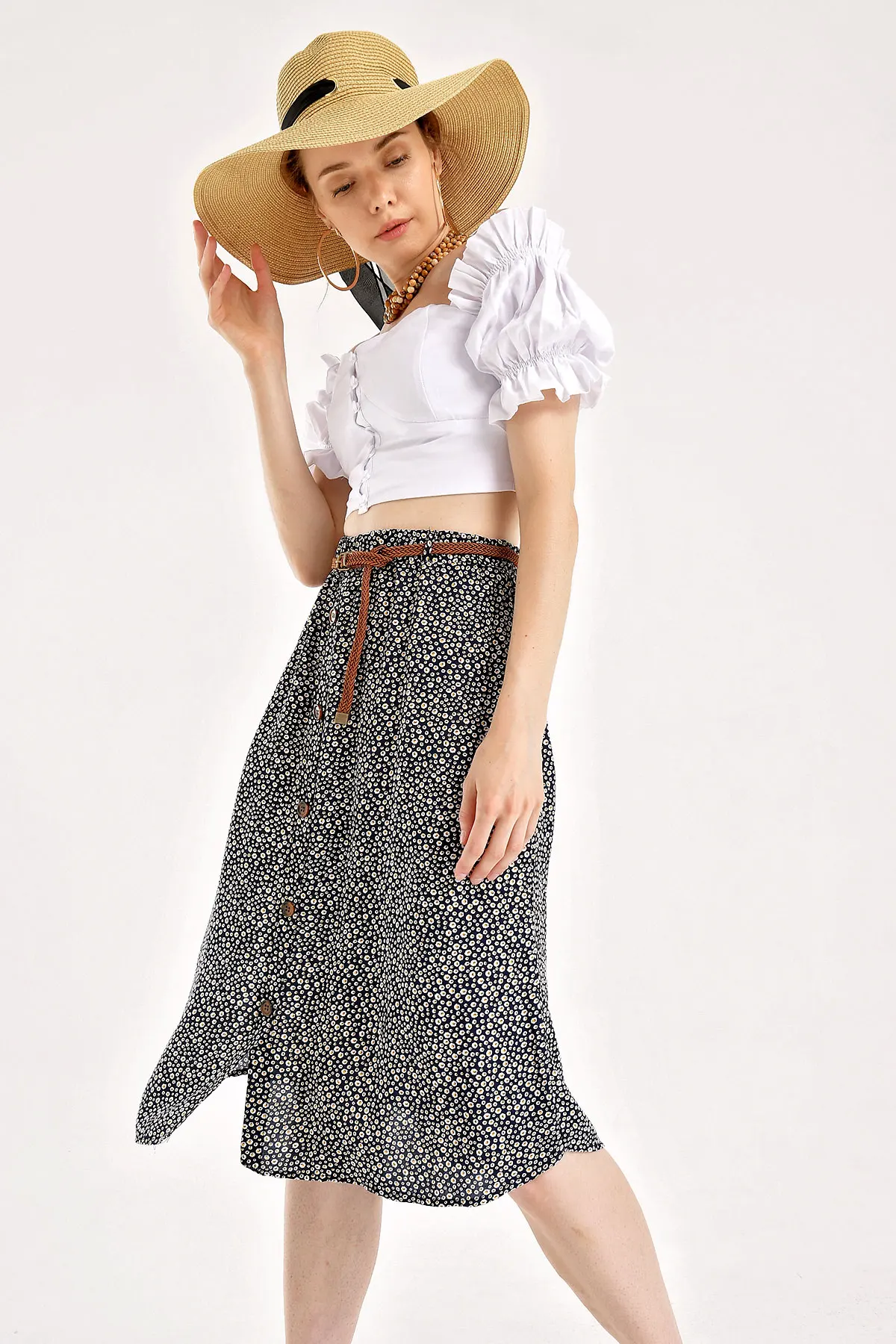 

Flower Print Viscose Skirt Korean Fashion Ladies Skirt Mini Gothic Clothing Women 'S Skirt Korean Fashion Skirts Womens 2021