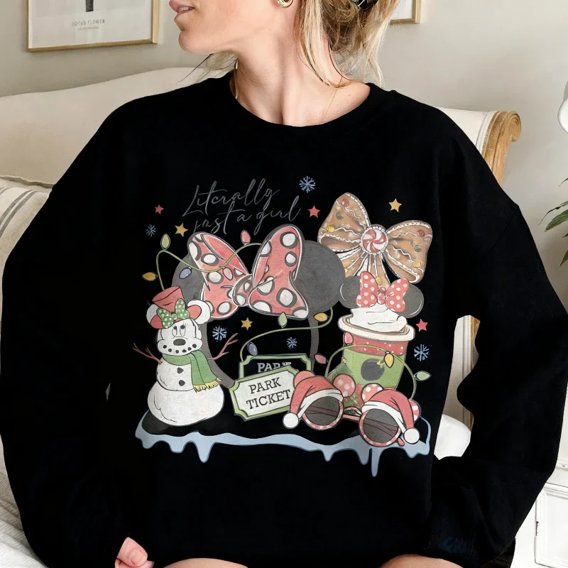 

Disney 2025 New Hot Mickey Mouse Christmas Crew Neck Sweater Boy Girl Family Parent-Child Wear Oversized Men Women Loose Hoodie