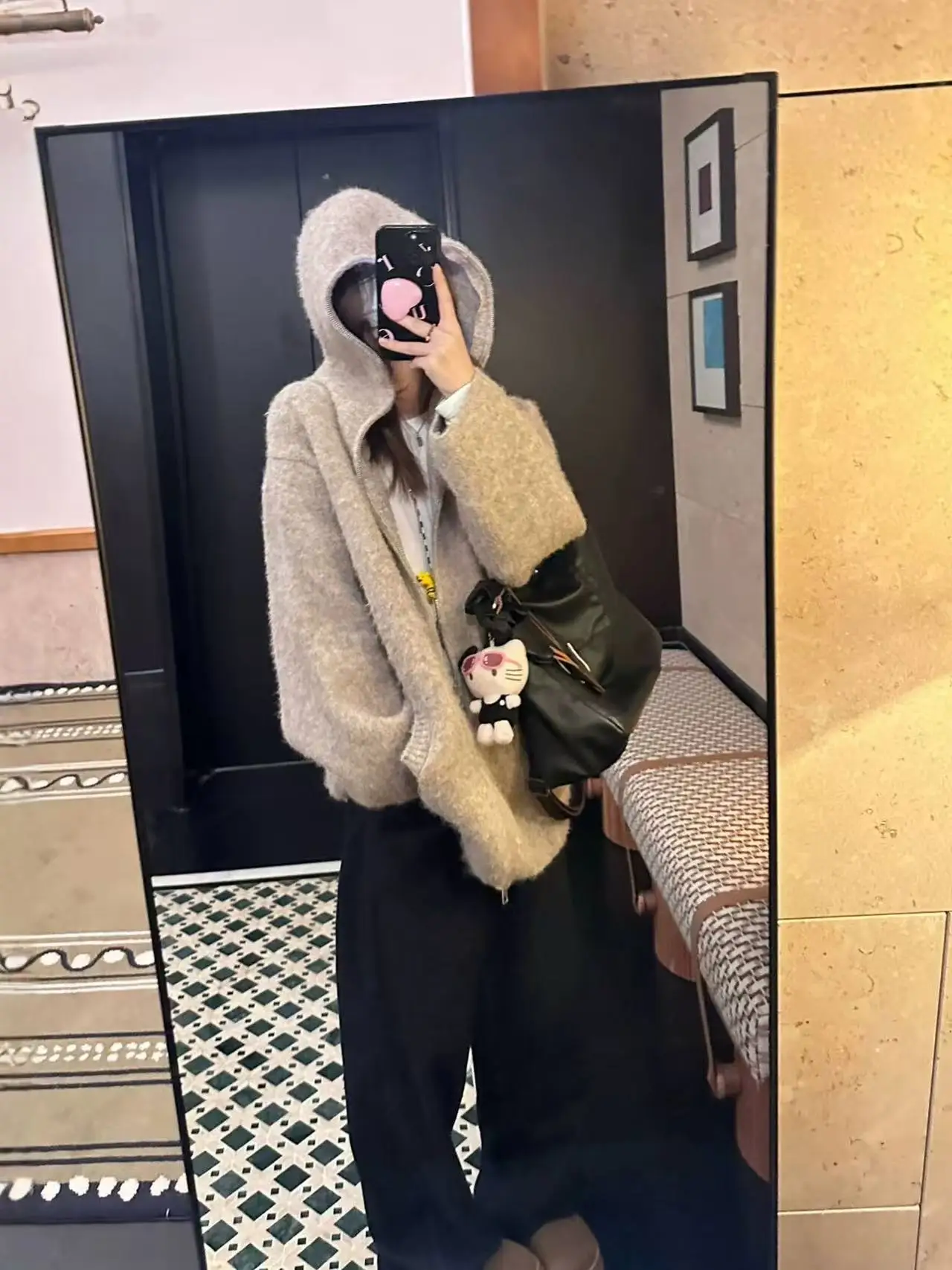 

Женские длинные кардиганы-свитеры: зимние, готические, приталенные, с V-образным вырезом, на пуговицах, с плюшевыми вставками, в городском стиле, вязаные, с декоративными элементами, для офиса (OL)