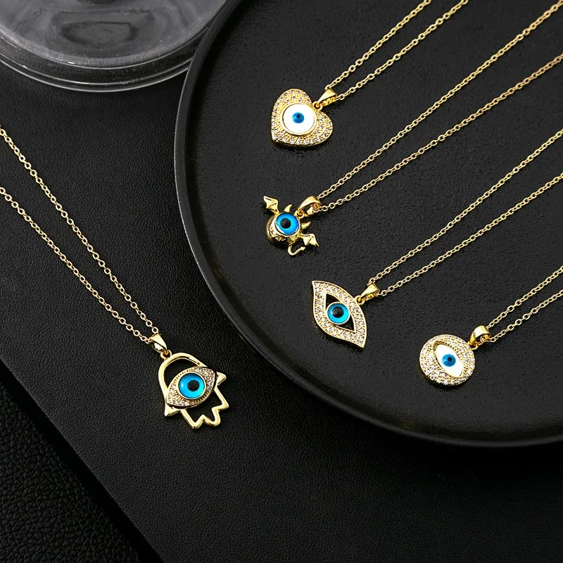 

summer new 2024 Women Necklace Stainless Steel Full Diamond Five-pointed Star Clavicle Chain Palm Female jewelry