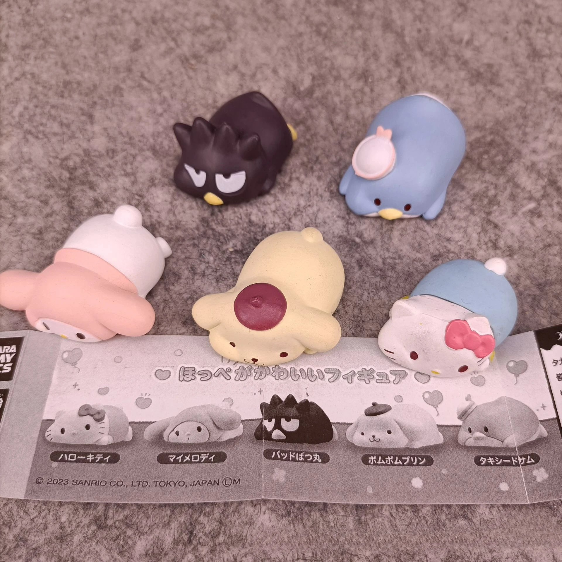 Sanrio deitado postura olá kitty ruim BADTZ-MARU pom purin minha melodia pinguim presentes brinquedo modelo anime figuras coletar ornamentos