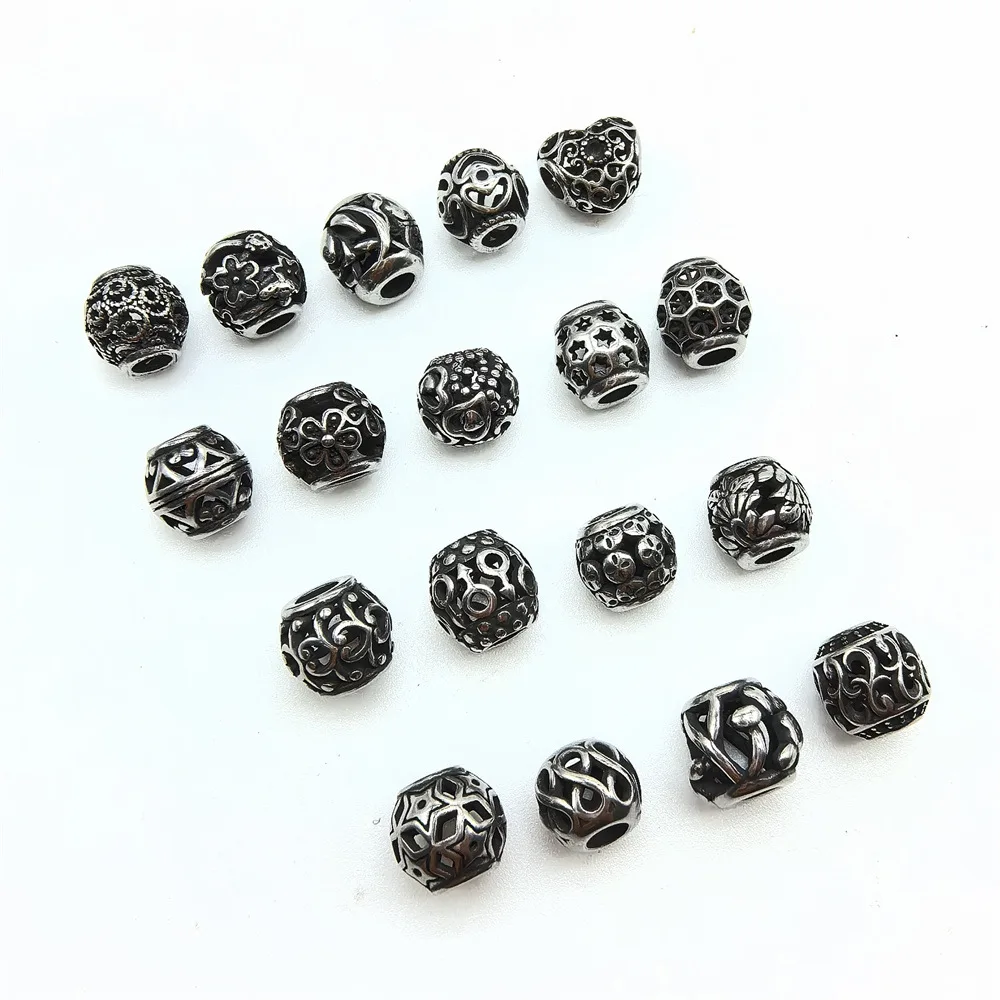 4 Stück Edelstahlperlen 4 mm Loch Hohlmuster Herz Charm Armband Herstellung Komponenten DIY Schmuckzubehör