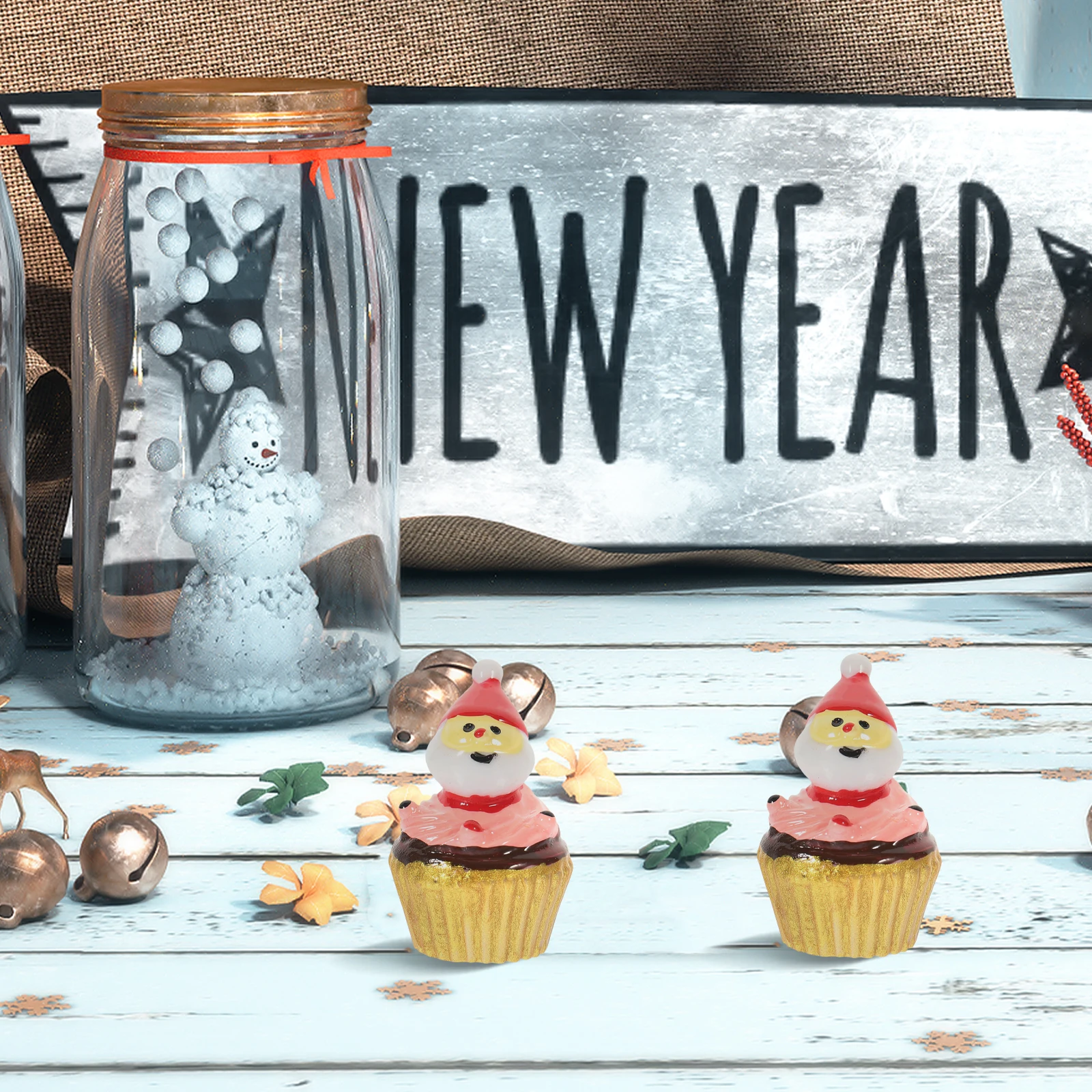 

10 Pcs Santa Claus Ornament Bakery Decorations Cake Model Cupcake Props for Photography Pretend Decorative Sets Adorable Resin