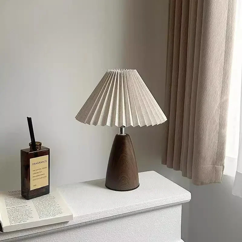 

Плиссированная ретро-лампа из орехового дерева со светодиодами, USB-питание, ночник для спальни, прикроватный светильник, для гостиной, домашнего декора, простое настольное освещение
