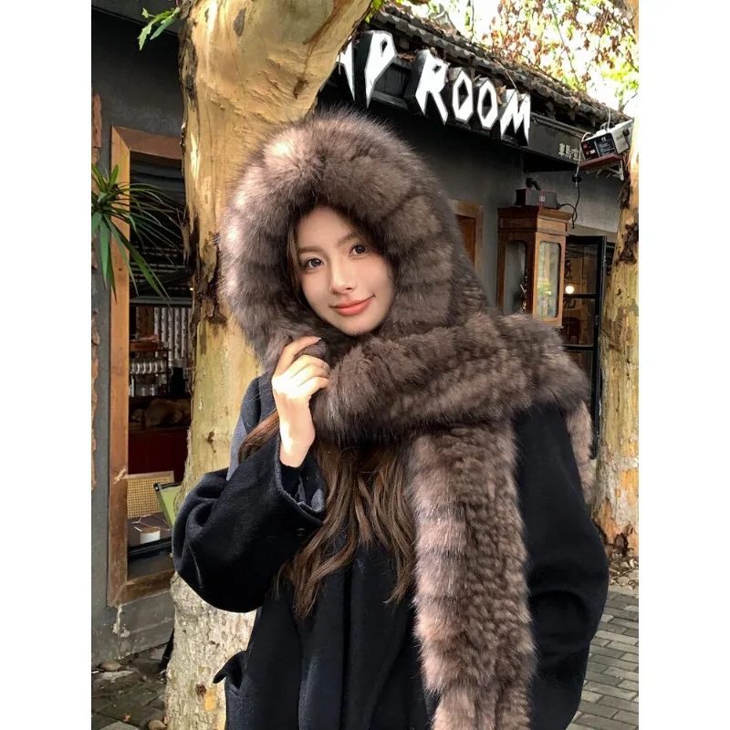 Fox Fur Hat, Scarf, Snow Hat, Women's Autumn and Winter Warmth, Advanced Sense, Double-Sided Thickened Plush Ear Protection Hat