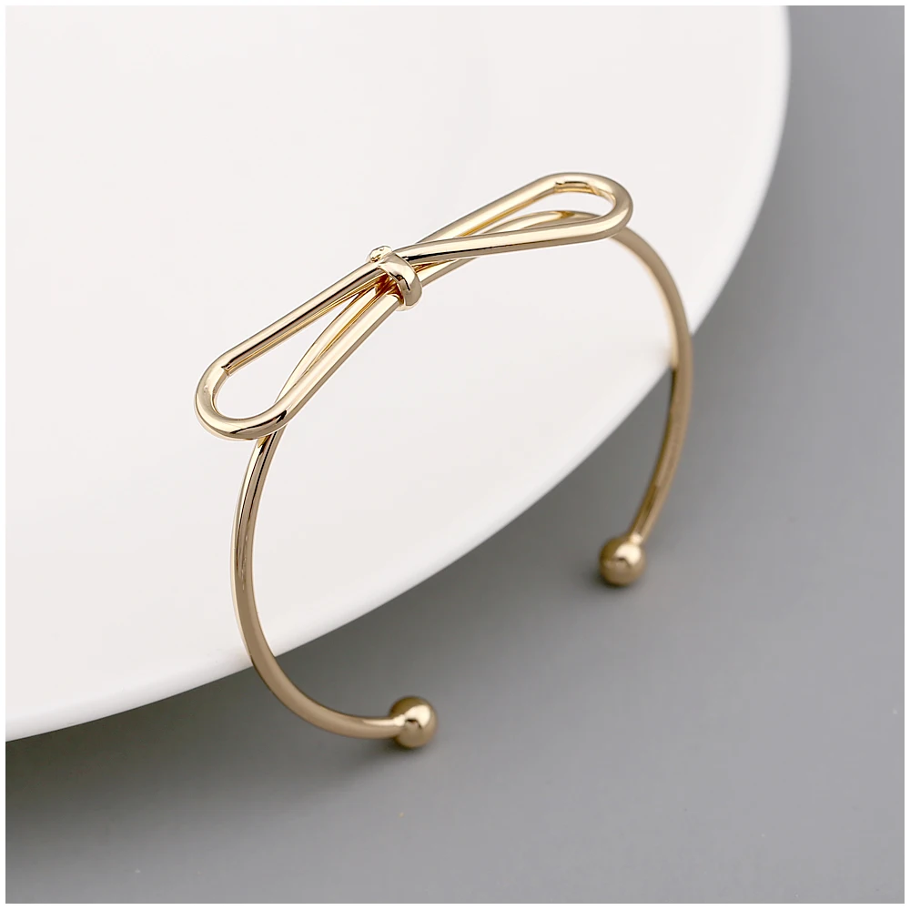 KAYMEN Fashion Exquisite Gold Color Cuff Bracelets Bangle for Women New Pin Shape Luxury Bracelets Jewelry Party Accessory