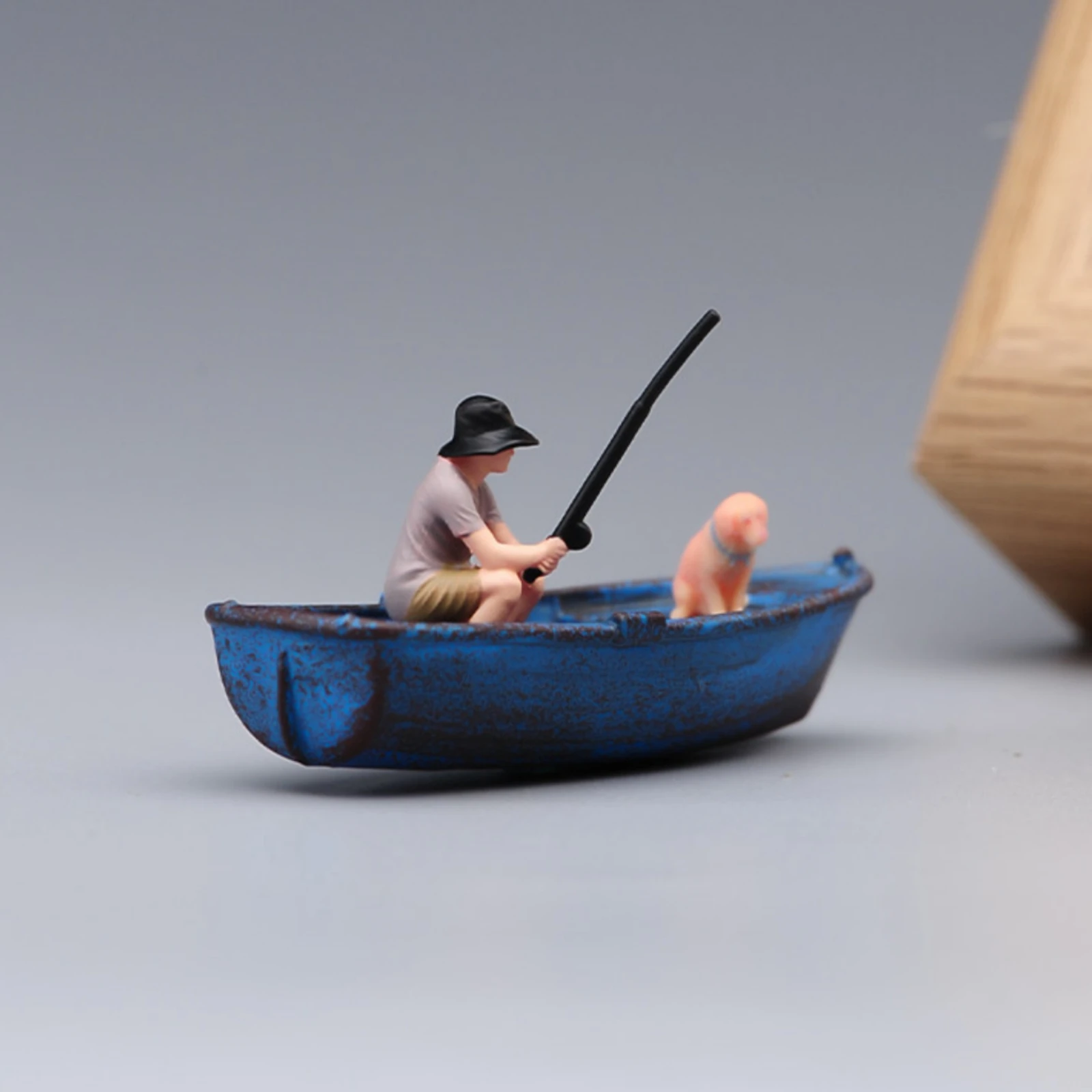 Miniature Fishing Boat Scene 1/64 Scale Hand-Painted Boat Model