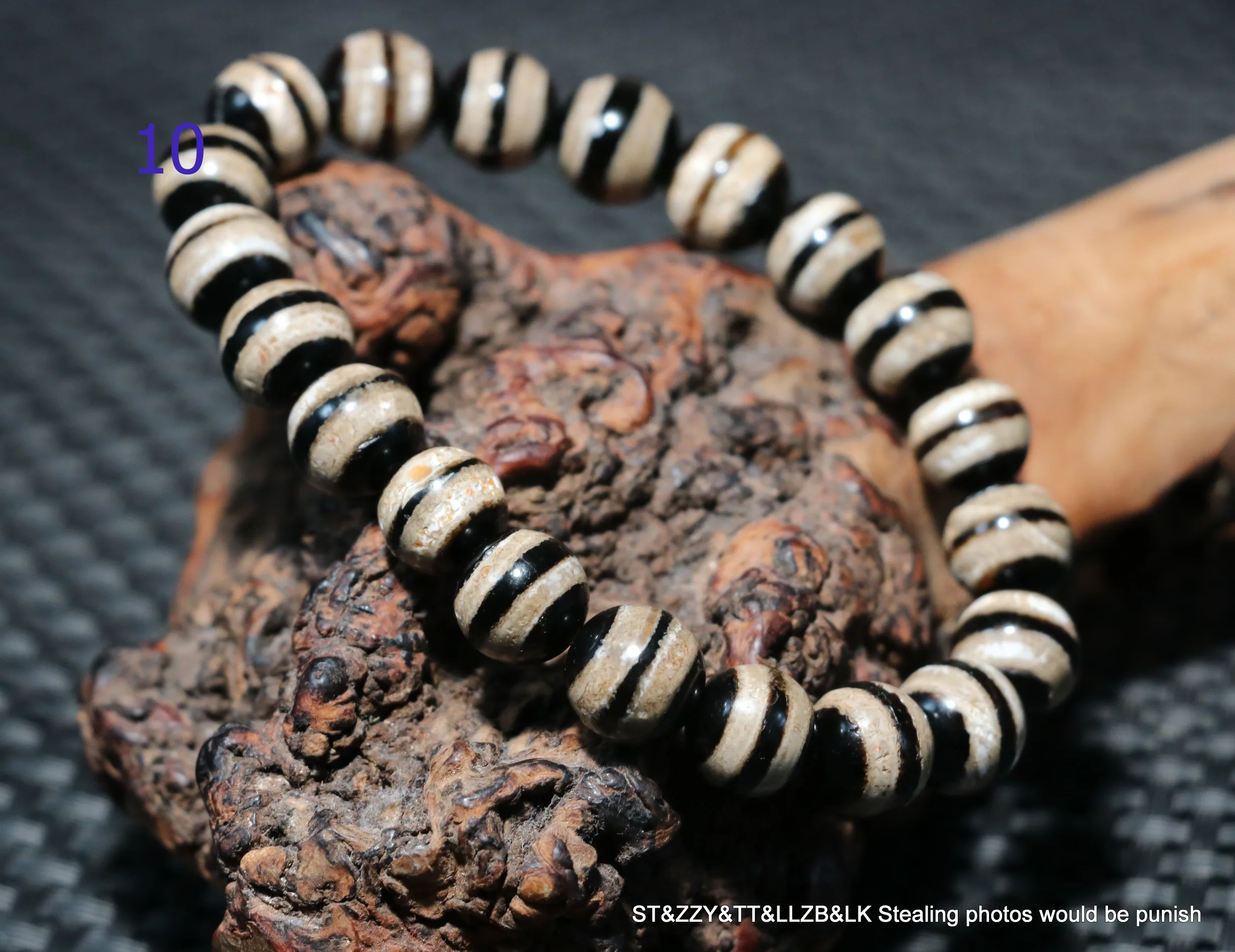 

Magic Power Energy Tibetan old Agate 2 Line Healer Medicine dZi Bead Stracthy Bracelet 5A AMULET LKbrother