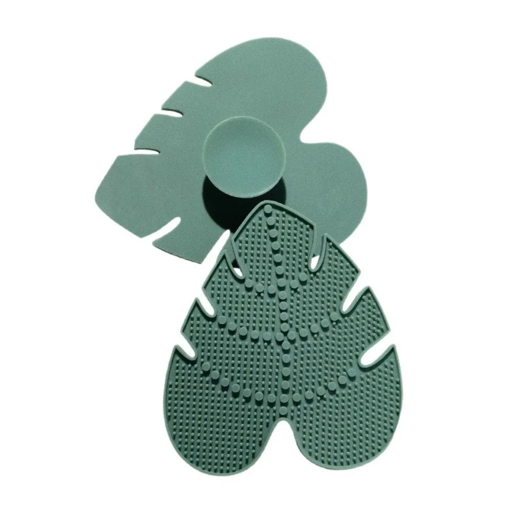 Leaf-shaped Makeup Brush Cleaner Anti-slip Easy to Clean Cosmetic Cleaning Pads Silicone with Suction Cup Brush Cleaner