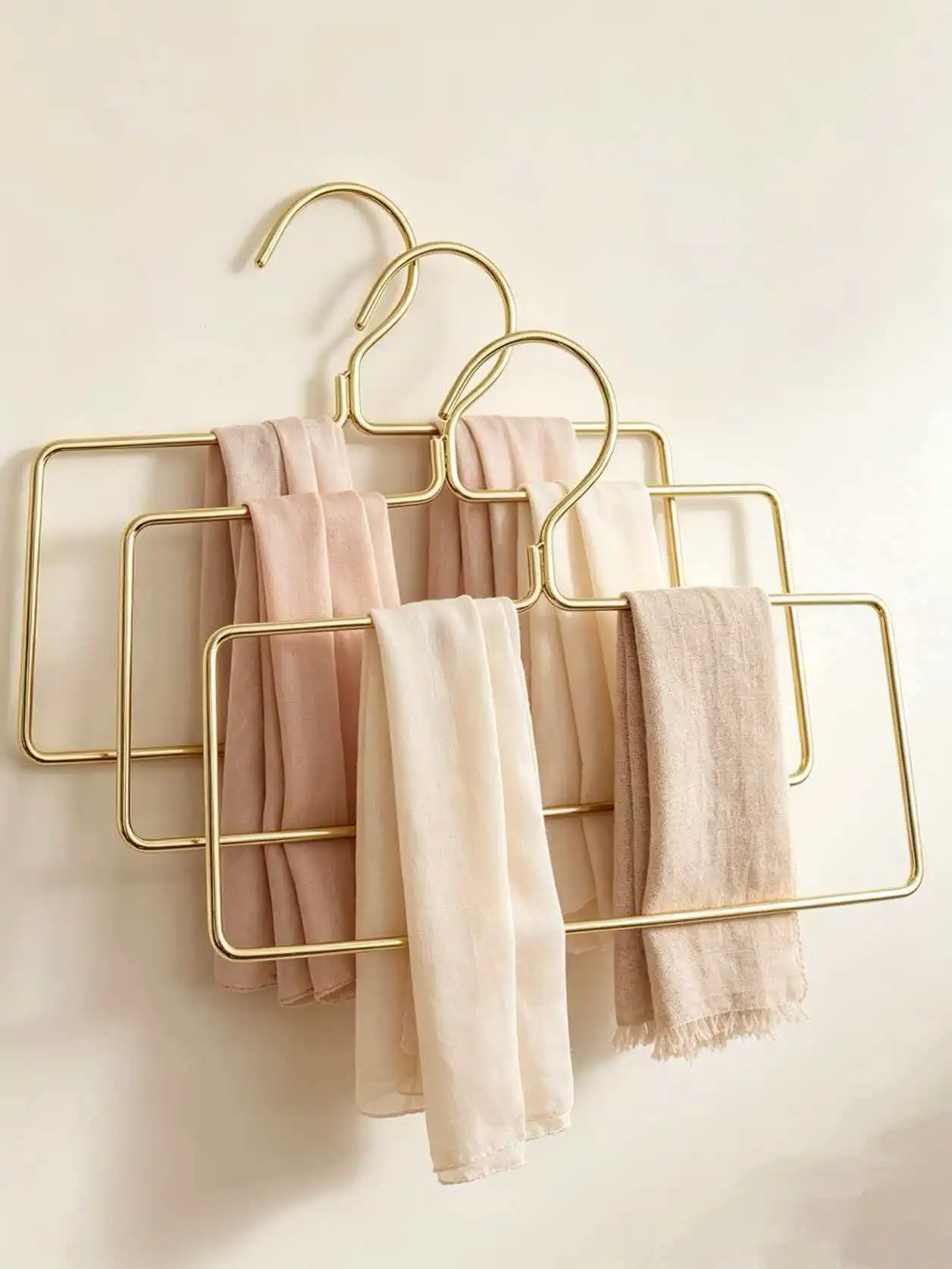 10/5/3/1/Piece Metal Hangers - Gold Luxury Fashion Style - Used for Organizing Various Items, Including Scarves, Ties, Towels, Making It an Ideal Choice for Users Who Value Convenience and Space-Saving.