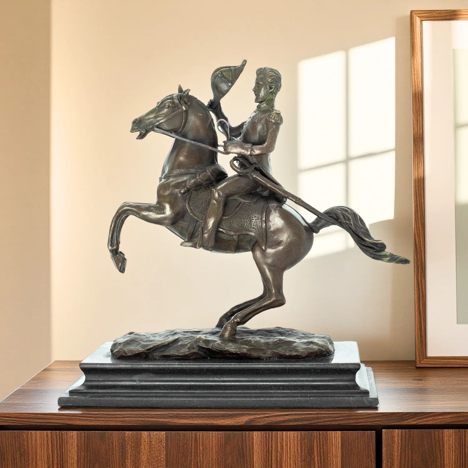 

Ridding Horse Bronze Statue Hot Casting War General on Horse and Sword Bronze Sculpture With Marble Base Home Indoor Art Decor