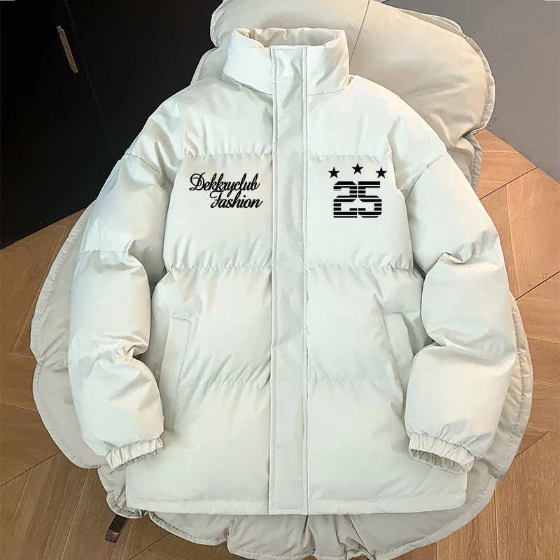 

Парка с меховым воротником женская, персикового цвета, мягкая, нежная, пастельная, с легким оттенком, изысканная, милый и привлекательный образ