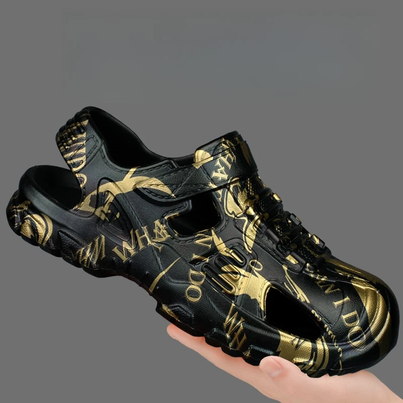 

Summer Men's Slippers Clogs Indoor Garden Shoes EVA Soft Platform Sandals for Beach Walking Lightweight Men Outdoor Wading Shoes