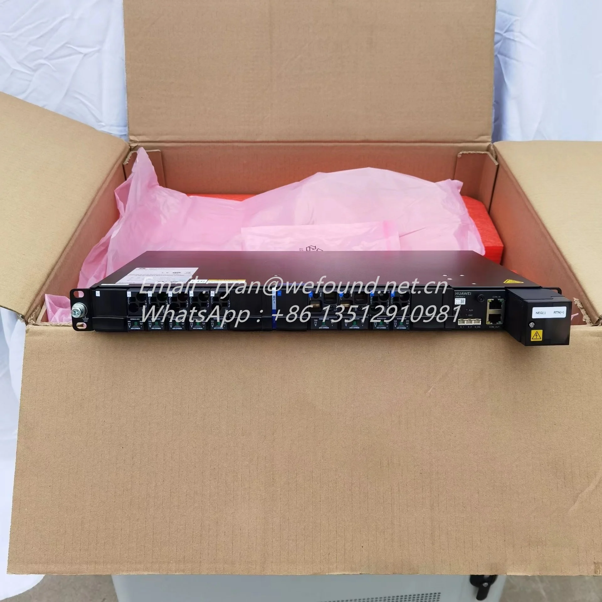 

DCDB48-200-16B 01074731 , DCDB48-200-16D 01075519 Direct Current Distribution Unit, -48V, 16 Output