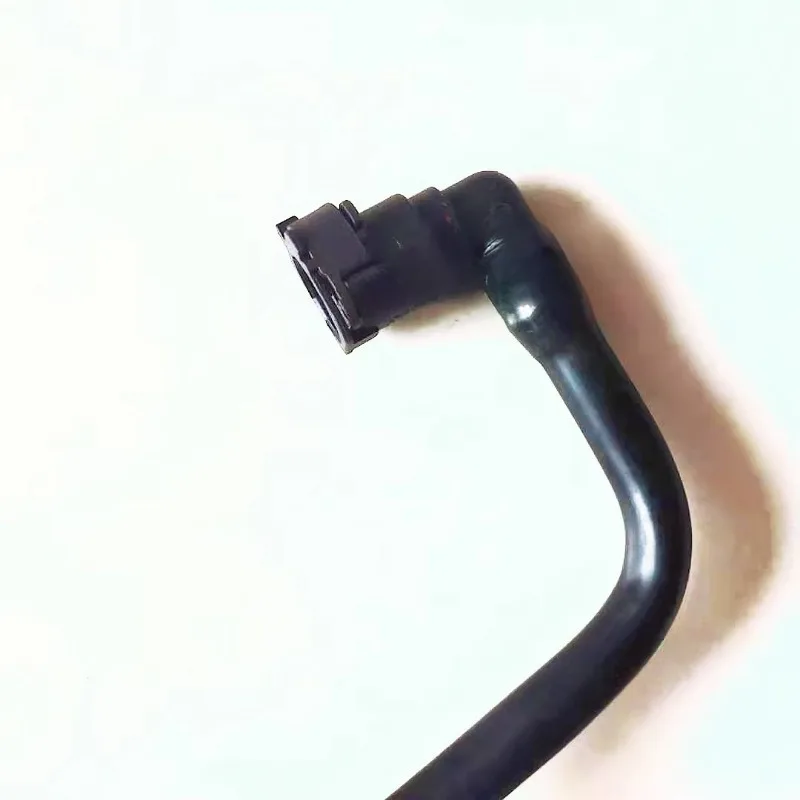 

For Volvo XC90 V40 V60 V70 V90 Water Pump Inlet Pipe Thermostat Hose