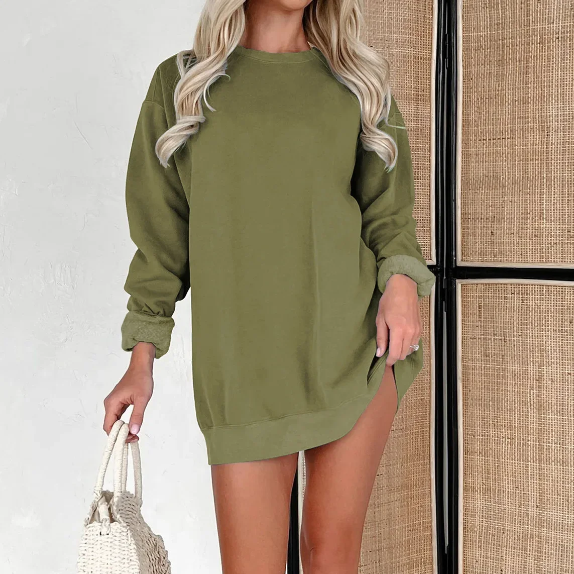 Hot sale new casual loose pullover solid color round neck long sleeve top, very fashionable, to cope with any occasion