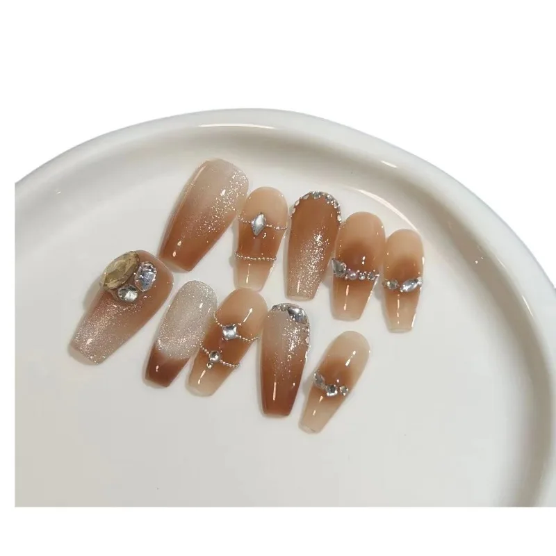 10 Stks/set Valse Nagels Volledige Dekking Nep Nageldrukken Op Nagels Diy Handgemaakte Patch Verwijderbare Koffie Gradiënt Stalen Bal Ketting Burst