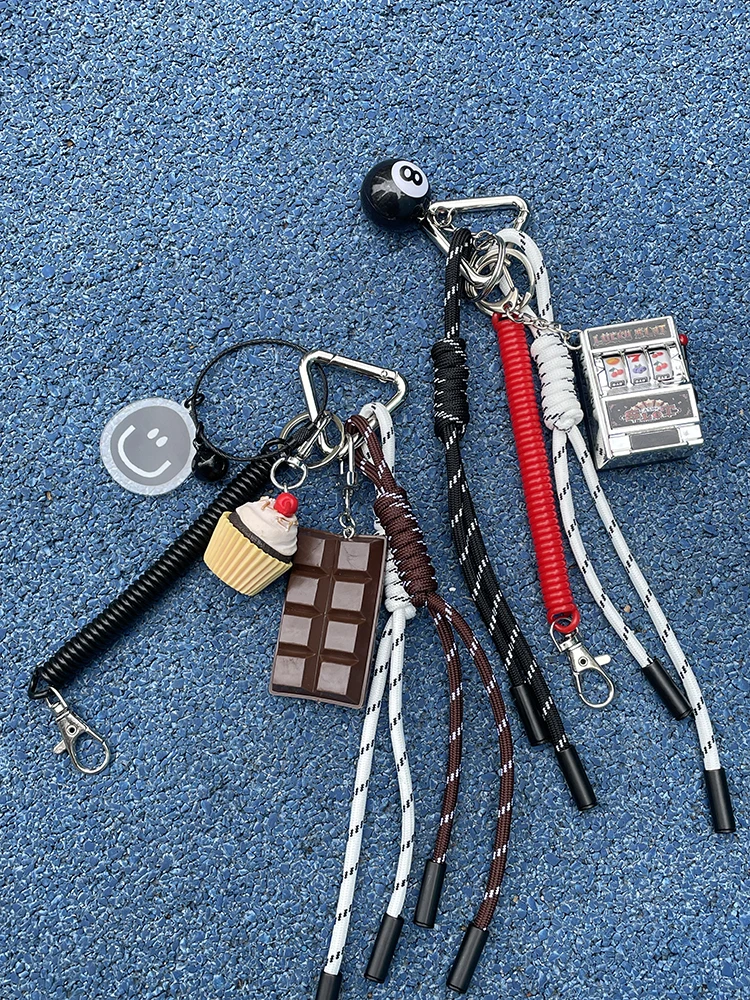 手作りロープ付きDIYキーホルダー、スポーティなスタイルのバッグペンダント、オリジナルデザイン、クールでトレンディなファッション