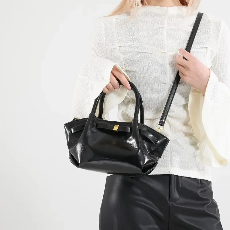 

Stylish Solid Color Messenger Bag - Designer Paris Inspired Crossbody With Vintage Texture, Minimalist Women Shoulder Tote