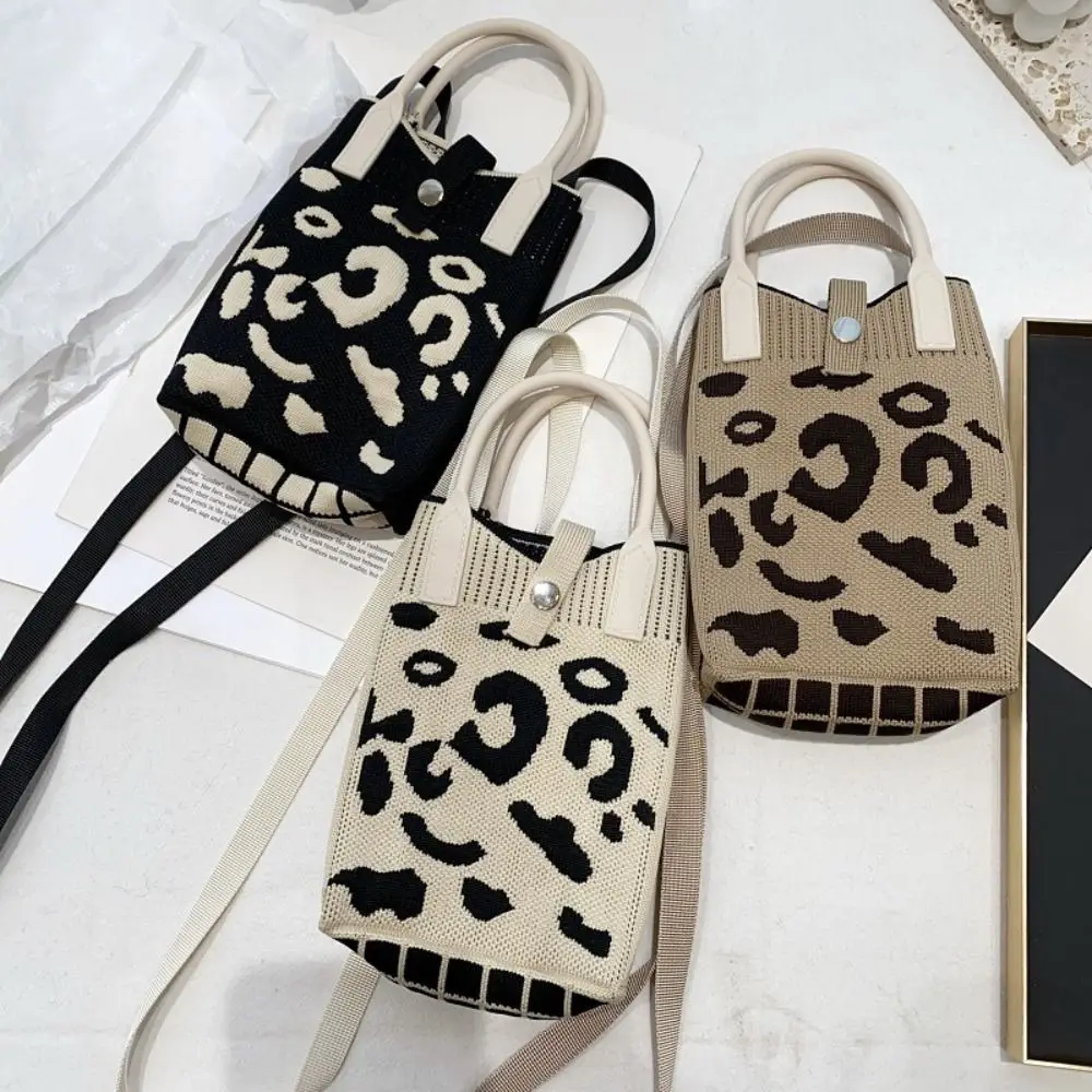 Women Mini Shoulder Bag Black and White Spots Mobile Phone Bag Student Messenger Bag Knitted Handbag Key Holder Lipsticks Pouch