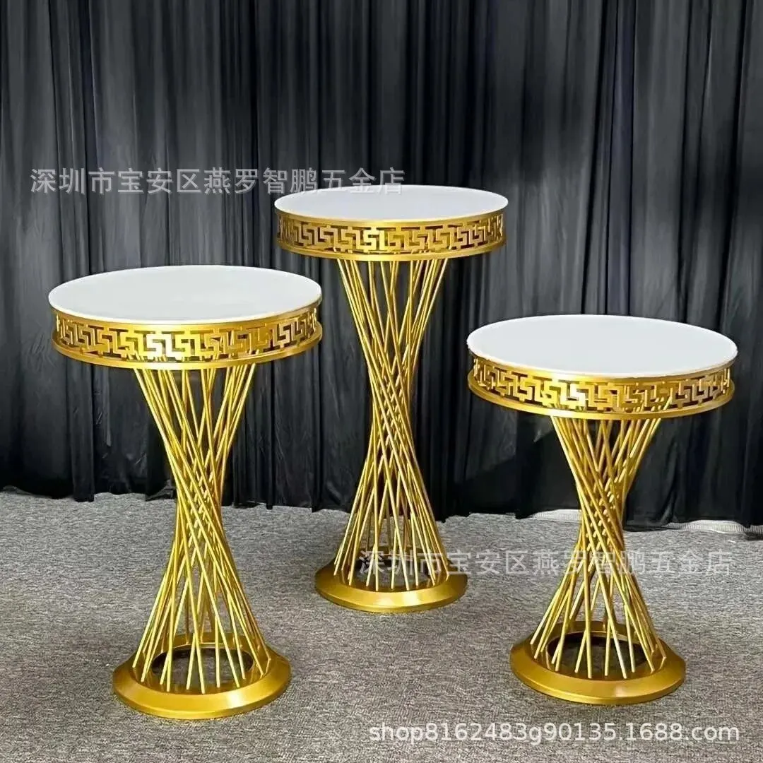 

Luxury Wedding Decoration French Gold Dessert Table Cylinder Flower Stand Cake Holder For Party Banquet Hall Site Layout Props