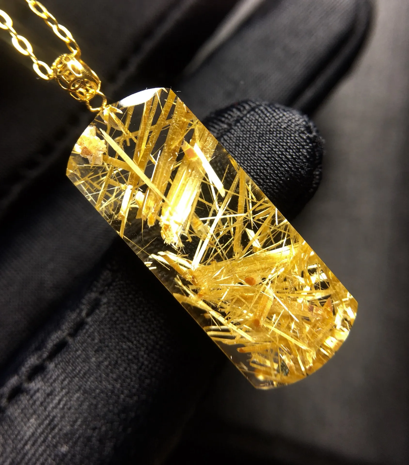 

Natural Gold Rutilated Quartz Pendant Rutilated Quartz Jewelry 27.4*11.5*6.3mm Flower Love Women Brazil AAAAAAA