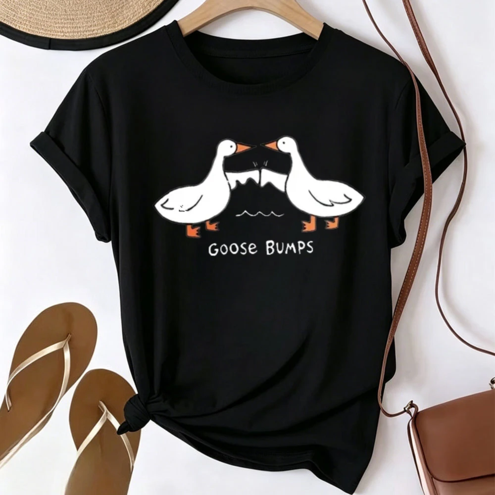 Goose Bumps Pun Graphic T Shirt Cute Two White Geese Kissing Shadow Print Casual Short Sleeve Tee Funny Animal Wordplay Meme Top