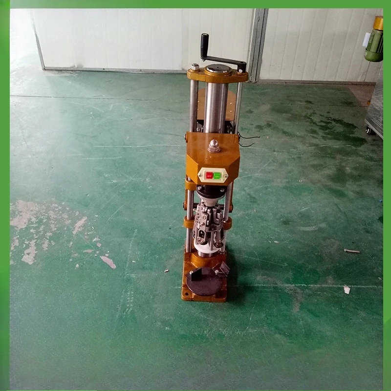

Semi-automatic gland locking machine, suitable for oral liquid/mineral water/Baijiu aluminum cover anti-theft cover