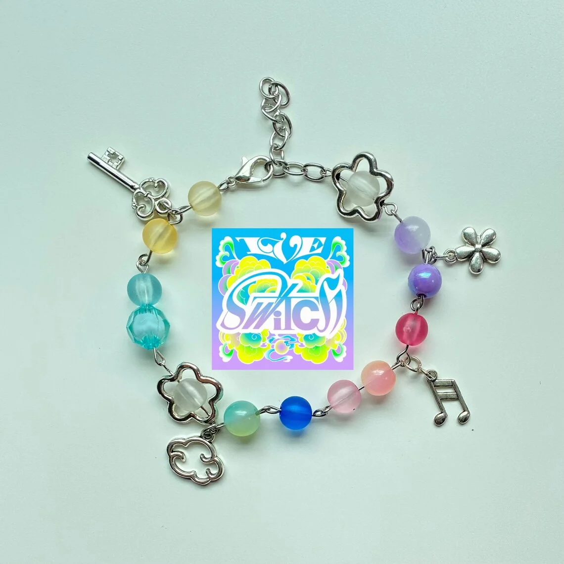 IVE 'IVE Switch' inspired bracelet, y2k bracelet, kpop bracelet, kpop merch, ive kpop, ive bracelet, cute, charm bracelet,