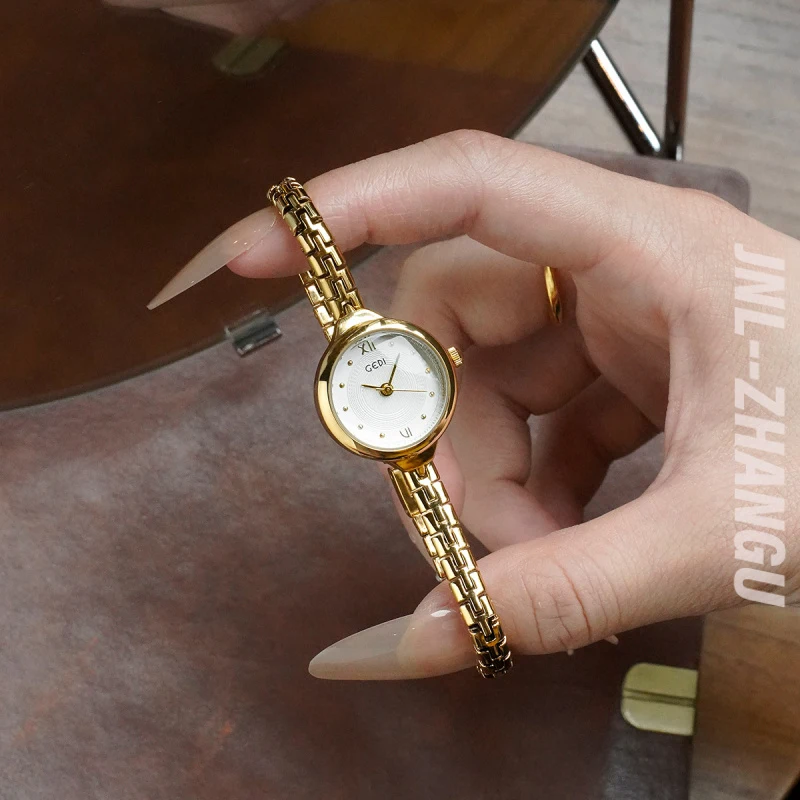Decorative Medieval Light Luxury Small High-Value Waterproof All-Match Women's Watch Exquisite Quartz Bracelet Watch Alloy