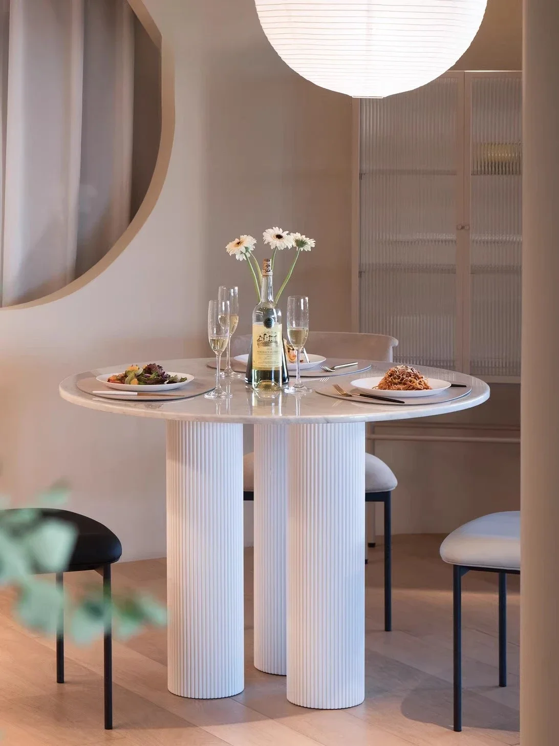 

Marble round dining table, Nordic light luxury round table, small apartment tea table, restaurant table