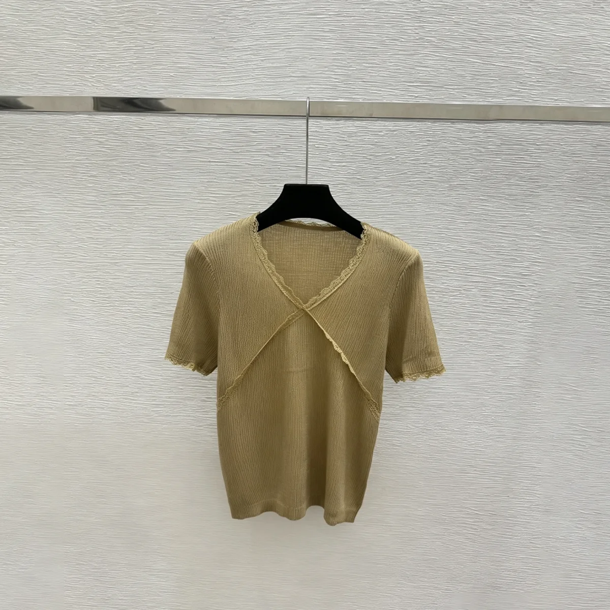 2026 high-quality new cross lace V-neck knitted short sleeved women's summer thin design-hb720