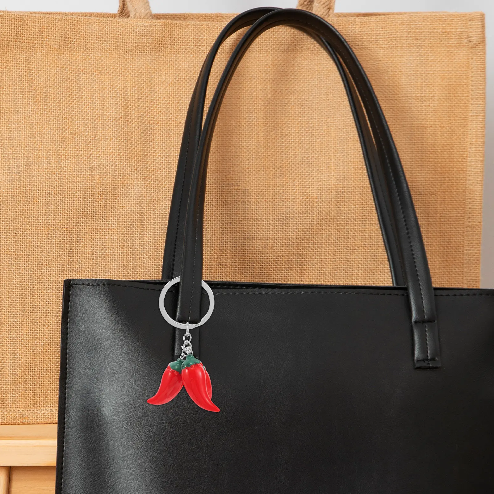 2Pcs Chili Pepper Keychain Realistic Food Simulation Fruit Key Ring Charm Zinc Alloy Resin Decorative Keychain for Keys Handbag