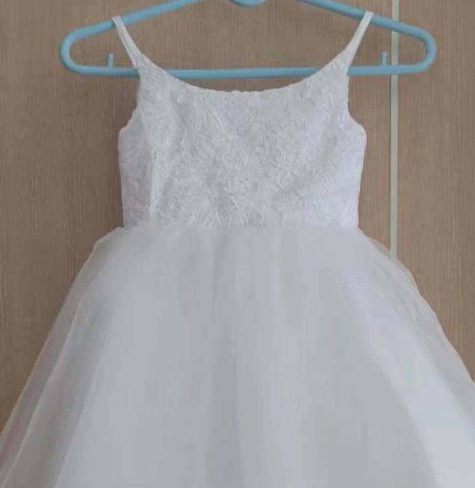 Vestidos de comunión personalizados para niñas champán cuello redondo sin mangas vestido de baile Apliques de encaje vestidos de niña de flores para bodas Rob