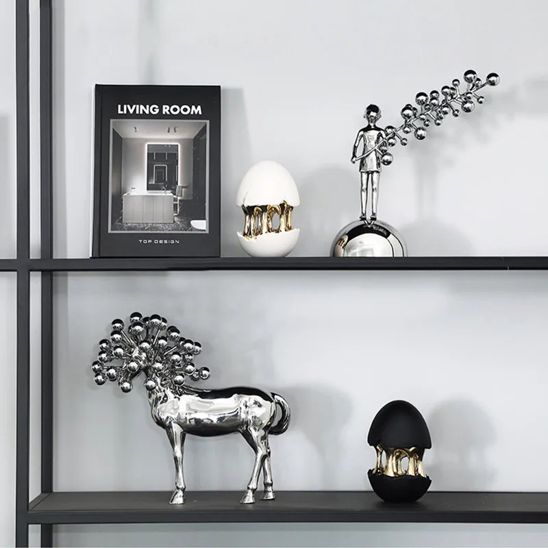 Modern high-end light luxury silver splicing ball character dream horse ornament model room sales office ornament ornament