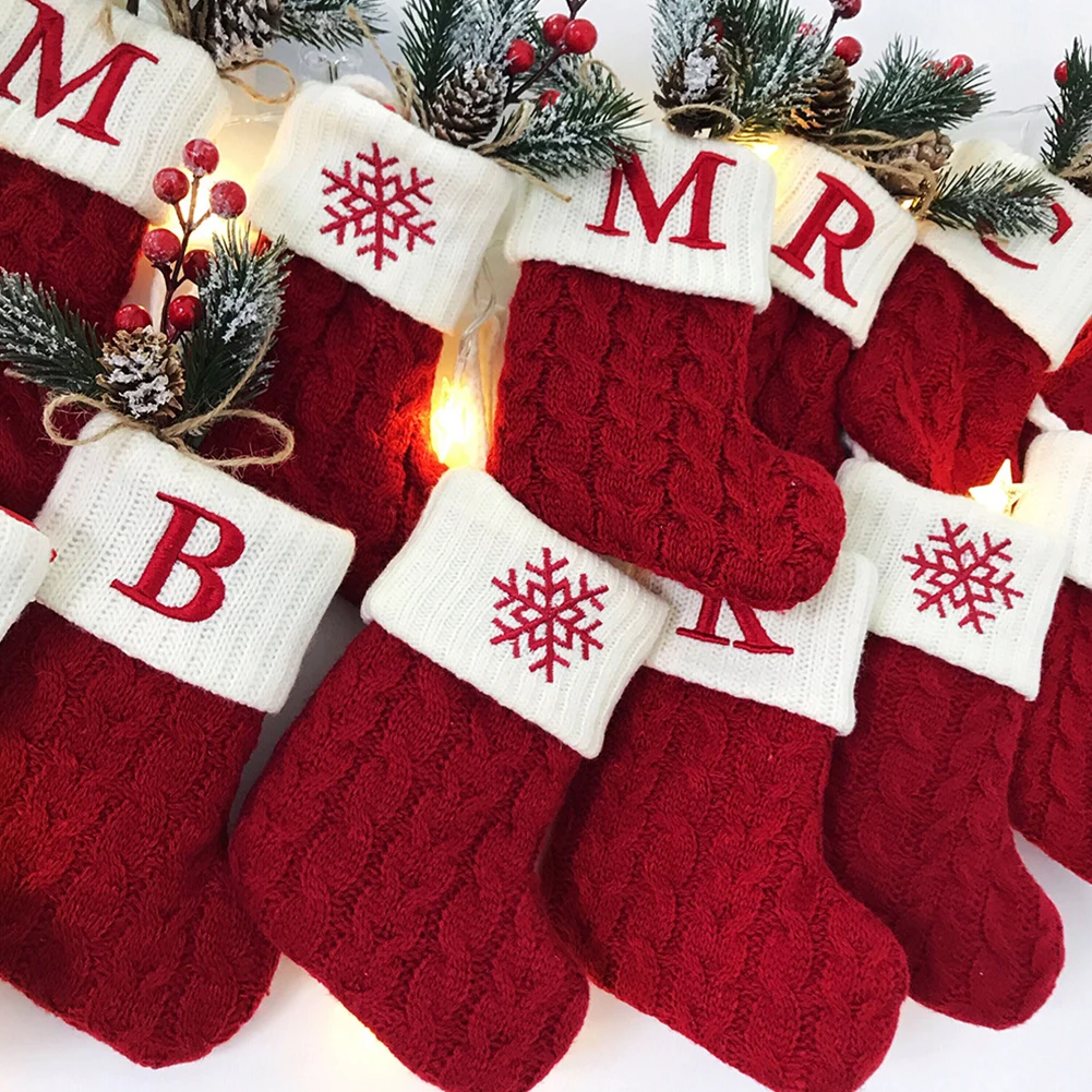 Calcetines de Navidad con colgante de árbol de Navidad, bolsas de dulces, alfabeto de copo de nieve rojo, medias de punto, regalos de Año Nuevo