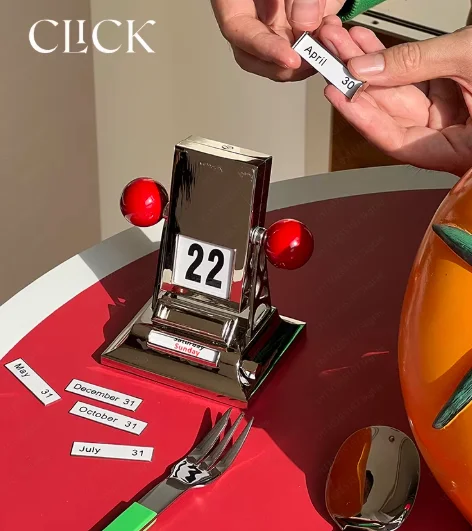 Sugar gourd calendar metal alloy flipping mechanical table calendar decompression toy