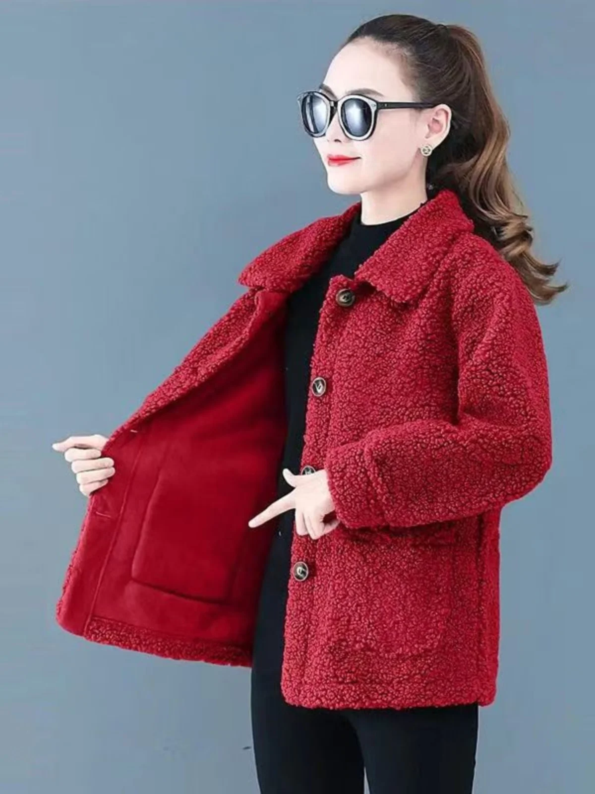 

Ladies Short Lamb Velvet Jacket Particle Flocking Integrated Skin And Fur Cardigan Loose Fit Long Sleeve Button up Coat