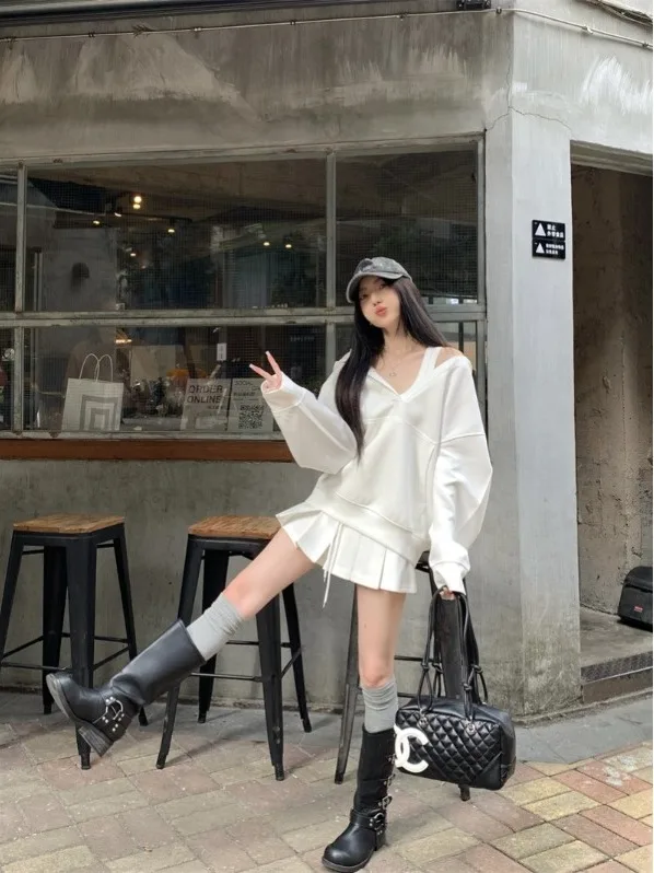 ชุดลำลองแฟชั่นสำหรับผู้หญิง ชุดฤดูร้อน เสื้อฮู้ด เสื้อกล้าม กระโปรง ชุดเซ็ตสำหรับใส่ไปทำงานหรือพักผ่อน