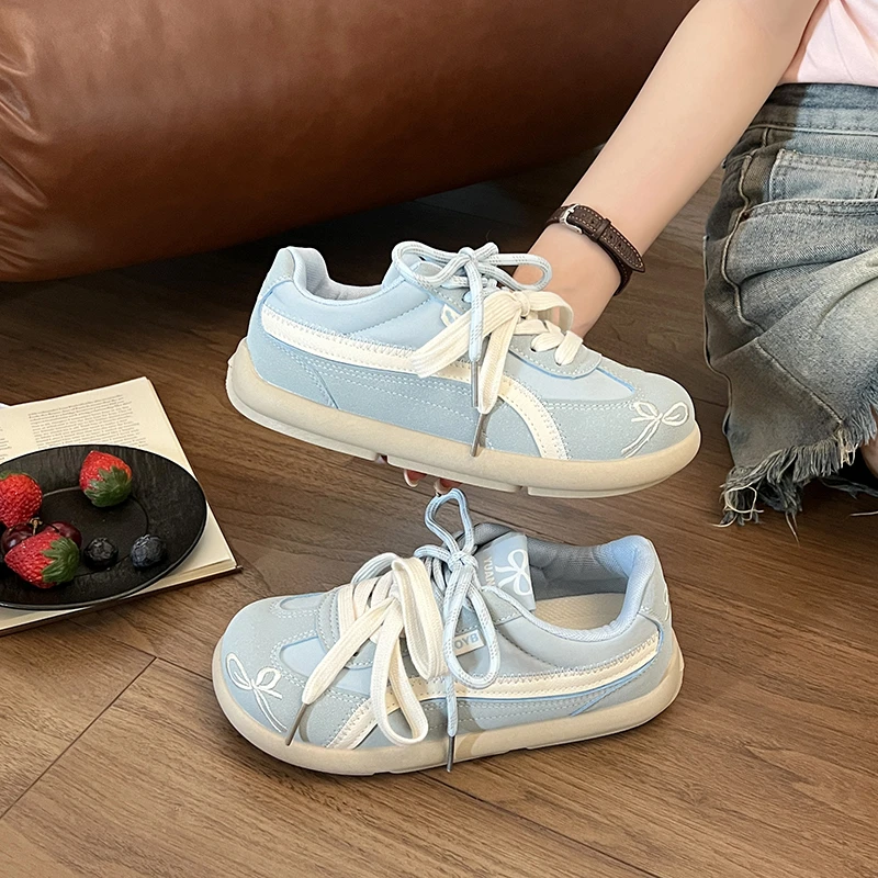 

Модные кроссовки, осенние новые туфли с круглым носком, глубоким вырезом спереди, на шнуровке, на мягкой подошве, нескользящие одинарные туфли на плоской подошве