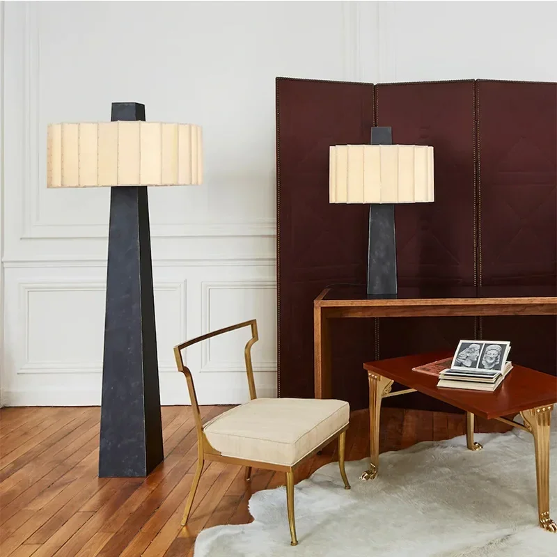 

Cream Style Bedroom Simplicity Floor Lamps Sense of Atmosphere Designer Modern Floor Lamps Luxury Indoor Lighting Gulvlampe HBFL