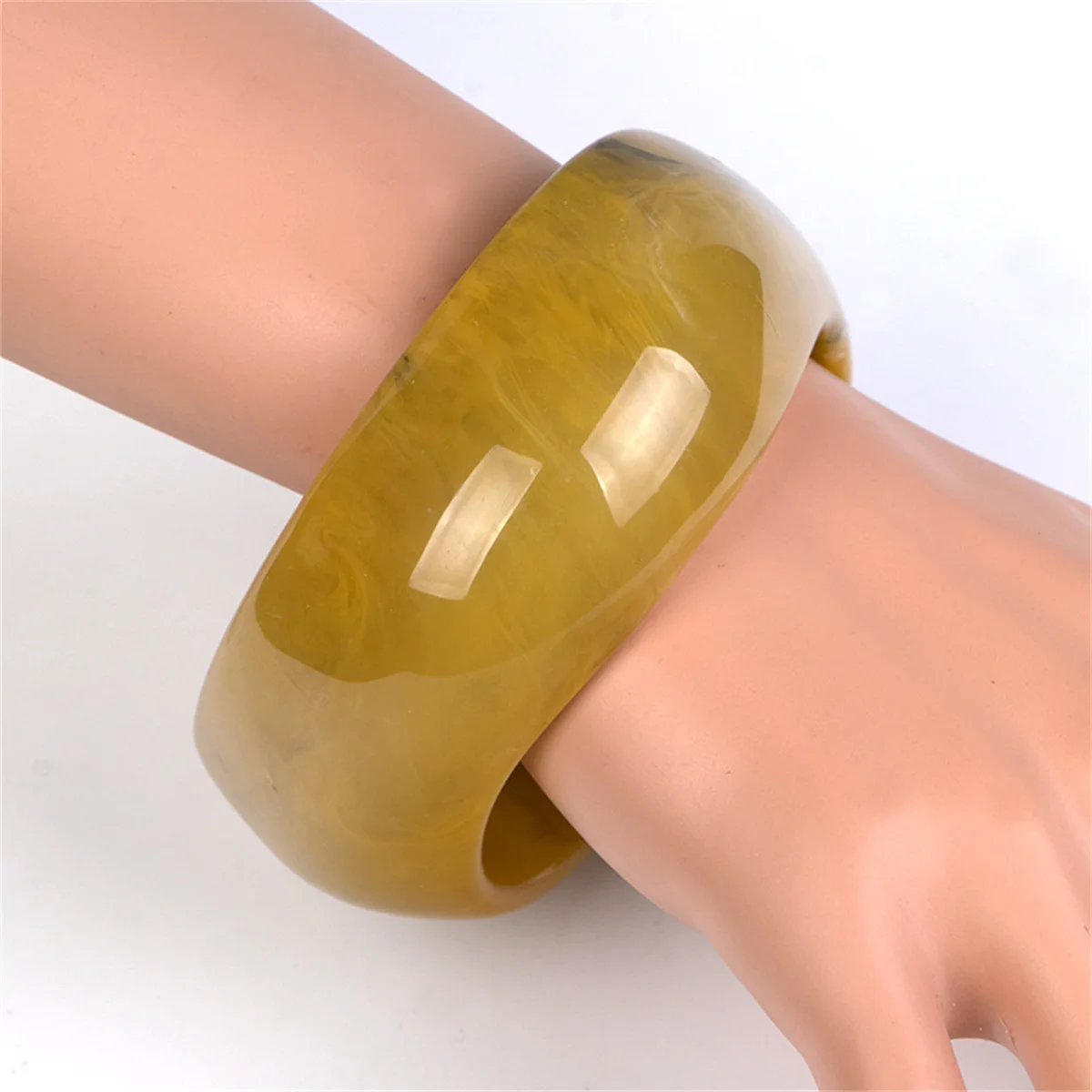 Cool Vintage Exaggerated Irregular Acrylic Resin Chunky Bangles Women Kpop Geometric Charm Bangles Bracelets Retro Jewelry Boys view 6