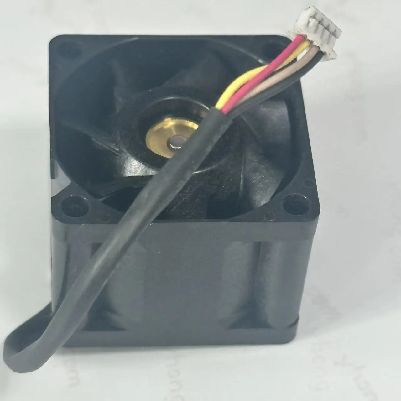 Obrázek 5: Sanyo denki 9GV3612P3J11 stejnosměrný 12V 0.75A 36x36x28mm 4-wire serveru chladící fanoušek