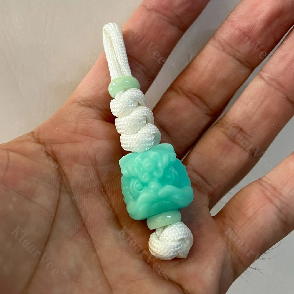 

Смола светящийся пробуждение льва уличный инструмент EDC зонтик веревка тканый кулон рюкзак брелок аксессуар