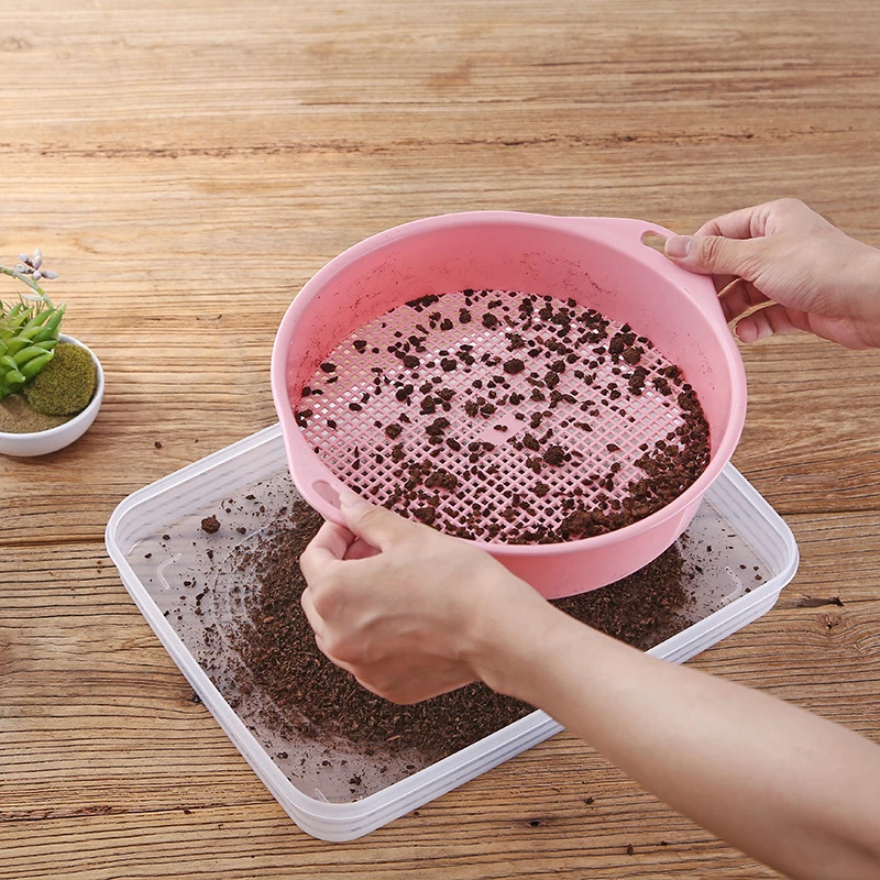 Garden square hole soil sieve plastic sieve 3mm soil sieve home gardening filter soil and stone tool soil particle sieve
